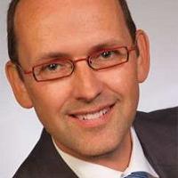 Falk Schwella