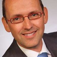 Falk Schwella